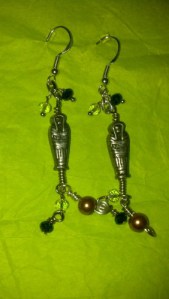 sarcophagus-earrings2